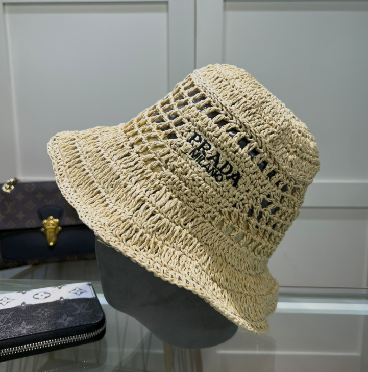 Pulling Straws Crotchet Hat - O/S - Camel